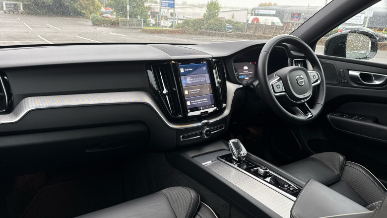 Volvo XC60 2.0 B4D Plus Dark 5dr AWD Geartronic Diesel Estate